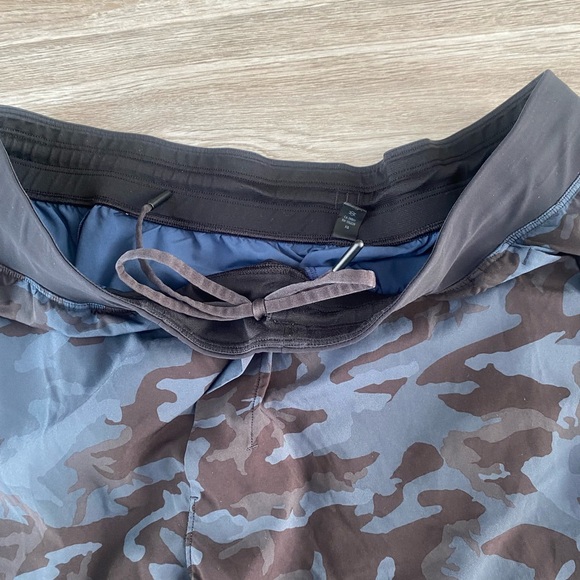 Lululemon Blue and Black camo shorts - Picture 8 of 8